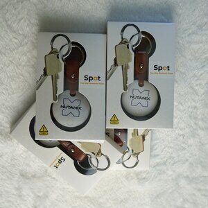 Spot Bluetooth Finder 4-Pack –‎ Nutanix Branded, New in Box